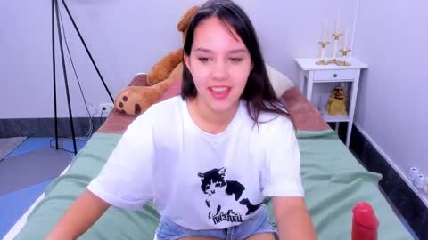 Snapshot of kattarrine_xo chatting on February 2025 12:29:01 PM Kate online show from February 2025 12:29:01 PM