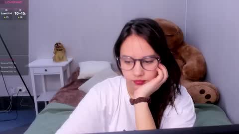 Snapshot of kattarrine_xo chatting on February 2025 12:25:02 PM Kate online show from February 2025 12:25:02 PM