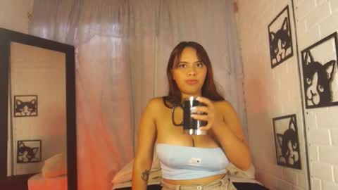 kattia online show from March 2025 08:37:02 PM