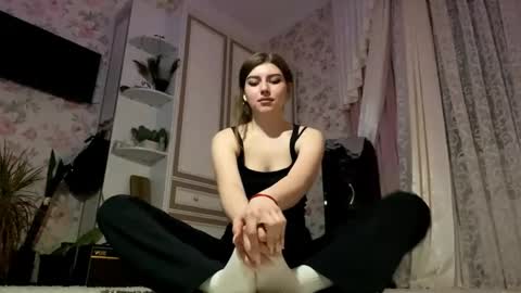 Snapshot of kattiemichelson chatting on May 2026 07:12:01 PM Molly online show from May 2026 07:12:01 PM