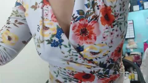 KattleyaGrey online show from December 2025 10:38:02 PM