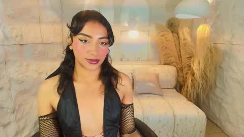 Katty  online show from November 2025 08:29:02 PM