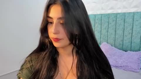 katty_love01 online show from September 2025 07:58:01 PM