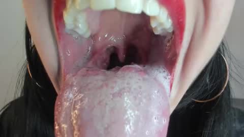 Snapshot of katty_mouth chatting on November 2025 09:13:02 PM Katty online show from November 2025 09:13:02 PM