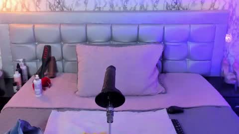 Katty  online show from March 2026 12:01:02 PM