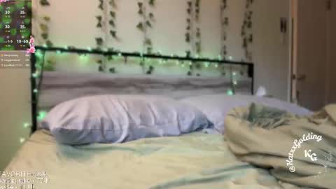 Princesse Kat  online show from November 2025 11:24:01 PM