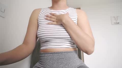  K a t  y  online show from April 2026 06:36:02 PM