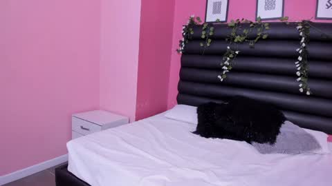 katy_contreras online show from December 2024 01:30:02 PM