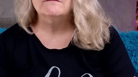 katy_nicole online show from April 2026 08:22:01 PM