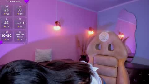 Snapshot of katy_sweet19 chatting on November 2025 05:58:02 PM Katy online show from November 2025 05:58:02 PM