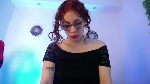 Katy Van online show from November 2025 08:41:01 PM