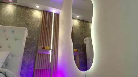 Katy Van online show from March 2026 08:53:01 AM