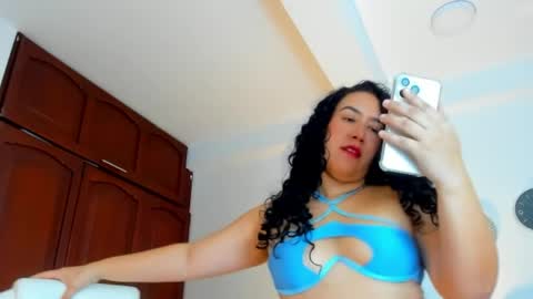 KATYAJHONSS online show from April 2026 10:11:02 PM