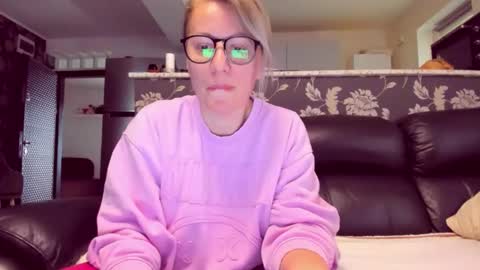 Snapshot of katynextdoor chatting on April 2026 08:20:02 AM Katy online show from April 2026 08:20:02 AM