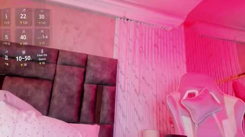 Snapshot of katyparisi chatting on February 2026 08:51:02 PM Katy Parisi online show from February 2026 08:51:02 PM