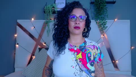 katyrataylor__ online show from April 2026 07:55:02 PM