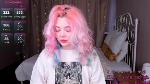 Yuki  online show from March 2025 08:44:01 AM