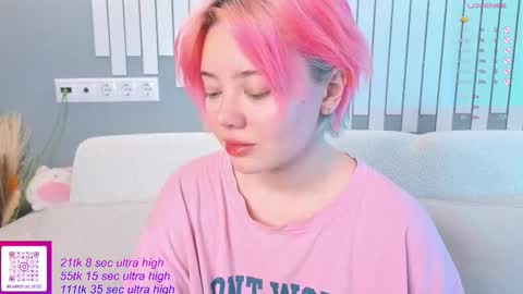 Yuki  online show from October 2025 06:57:01 AM