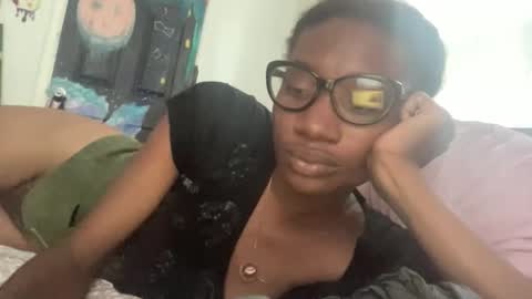 kawaiistrfkr online show from October 2025 07:47:01 PM