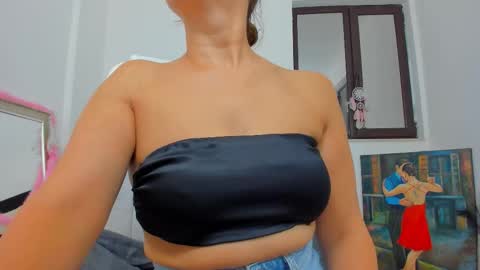 Snapshot of kaya_kiss chatting on September 2025 03:28:01 AM Kaya online show from September 2025 03:28:01 AM