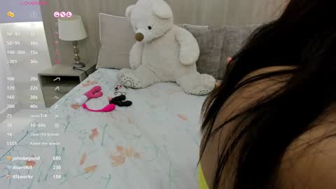   online show from February 2025 02:45:01 PM