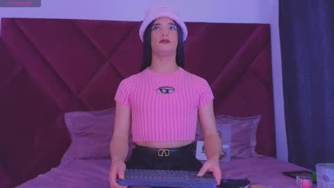 Snapshot of kayalstone chatting on October 2025 10:02:01 AM Cattleya stone online show from October 2025 10:02:01 AM