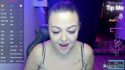 Kaya online show from October 2025 07:03:02 PM