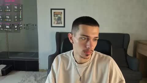 Snapshot of kaydendrew chatting on June 2026 04:22:01 AM KaydenDrew online show from June 2026 04:22:01 AM