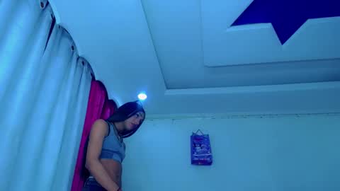 Snapshot of kayla_sexx chatting on May 2026 10:59:01 PM kayla_sexx online show from May 2026 10:59:01 PM