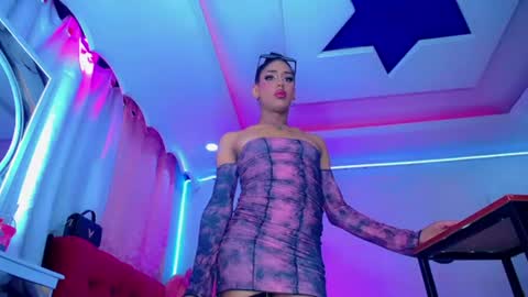Snapshot of kayla_sexx chatting on June 2026 02:05:01 AM kayla_sexx online show from June 2026 02:05:01 AM
