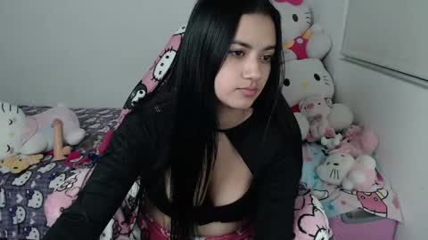 Kayla online show from May 2026 02:51:02 AM
