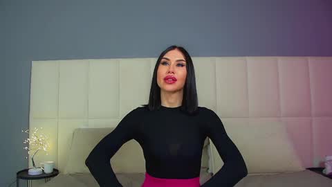 Kayla online show from May 2026 07:55:01 PM