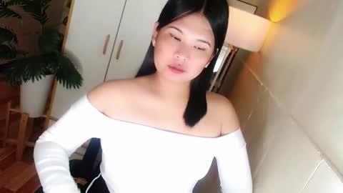 Y O U R        F U T U R E       K A Y L E E  online show from January 2026 05:59:01 PM