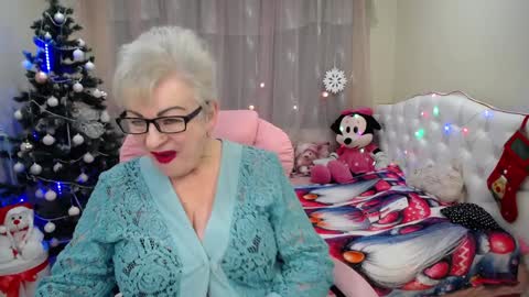 kaylesmoll online show from December 2024 04:47:02 AM