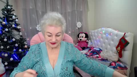kaylesmoll online show from January 2025 11:13:01 PM