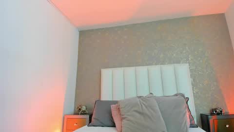 kayliebrooks online show from April 2026 01:32:02 PM