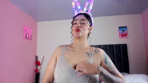 Snapshot of kayllaevans_ chatting on December 2024 04:38:01 PM Kay online show from December 2024 04:38:01 PM