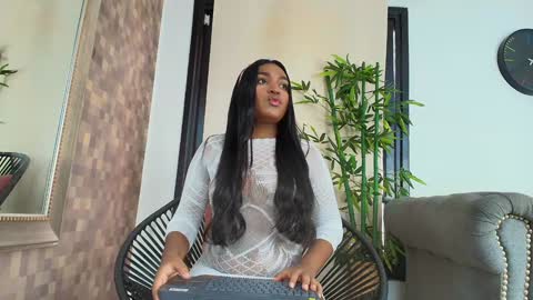 Kayna online show from January 2025 04:17:01 PM