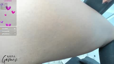 Kayna online show from October 2025 07:47:02 PM