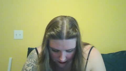 Katie Bird online show from November 2025 05:33:01 PM