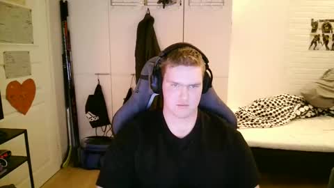 Aatu online show from January 2026 05:40:01 PM