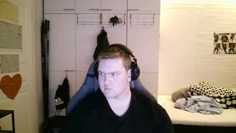 Aatu online show from January 2026 12:42:02 PM