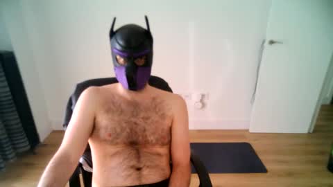 Neon online show from February 2025 04:56:02 PM