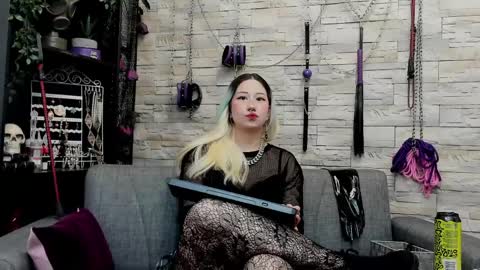 Miss Kazia online show from April 2026 12:53:01 AM