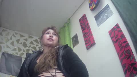 KAZSANDRAH online show from January 2025 10:22:02 AM