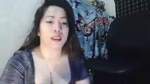 Kazzandra online show from October 2025 07:47:02 PM