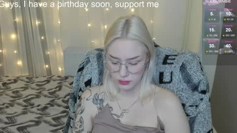 Seb Polly Roxy Jonny online show from February 2025 03:00:02 AM