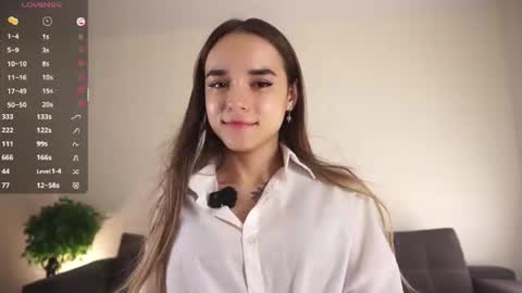 Snapshot of keeleyreineck chatting on June 2026 08:24:01 AM Nika online show from June 2026 08:24:01 AM