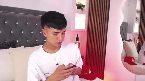 Snapshot of keen_nico chatting on February 2026 12:24:02 PM nico online show from February 2026 12:24:02 PM