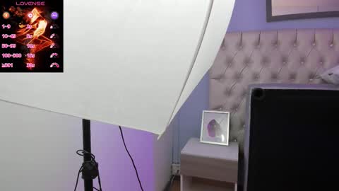 Keily Morgan online show from November 2025 02:00:01 AM